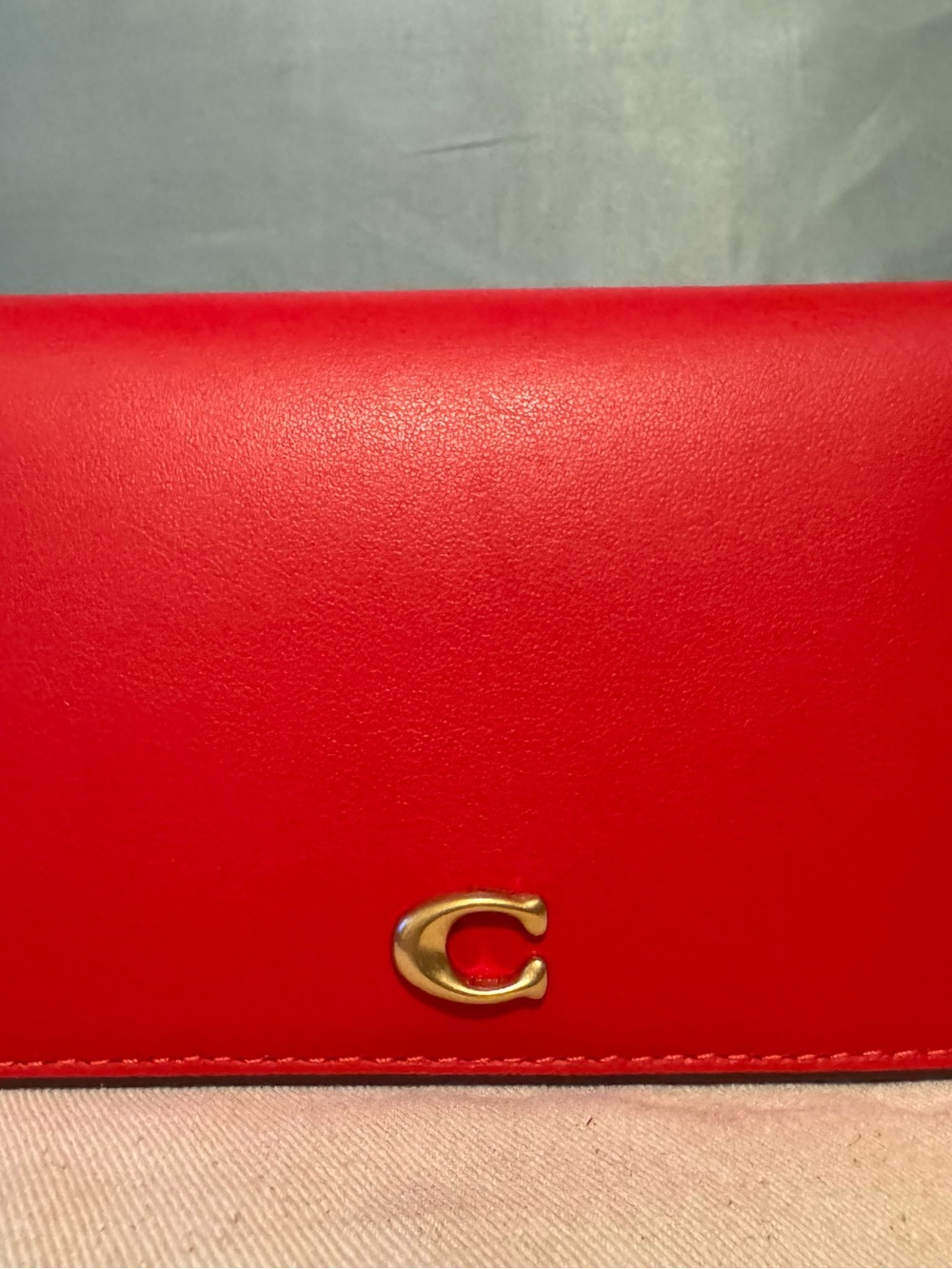 Coach Essential Slim Card Case/Card Holder in Candy Apple Red ❤️🍎❤️ - Picture 3 of 16